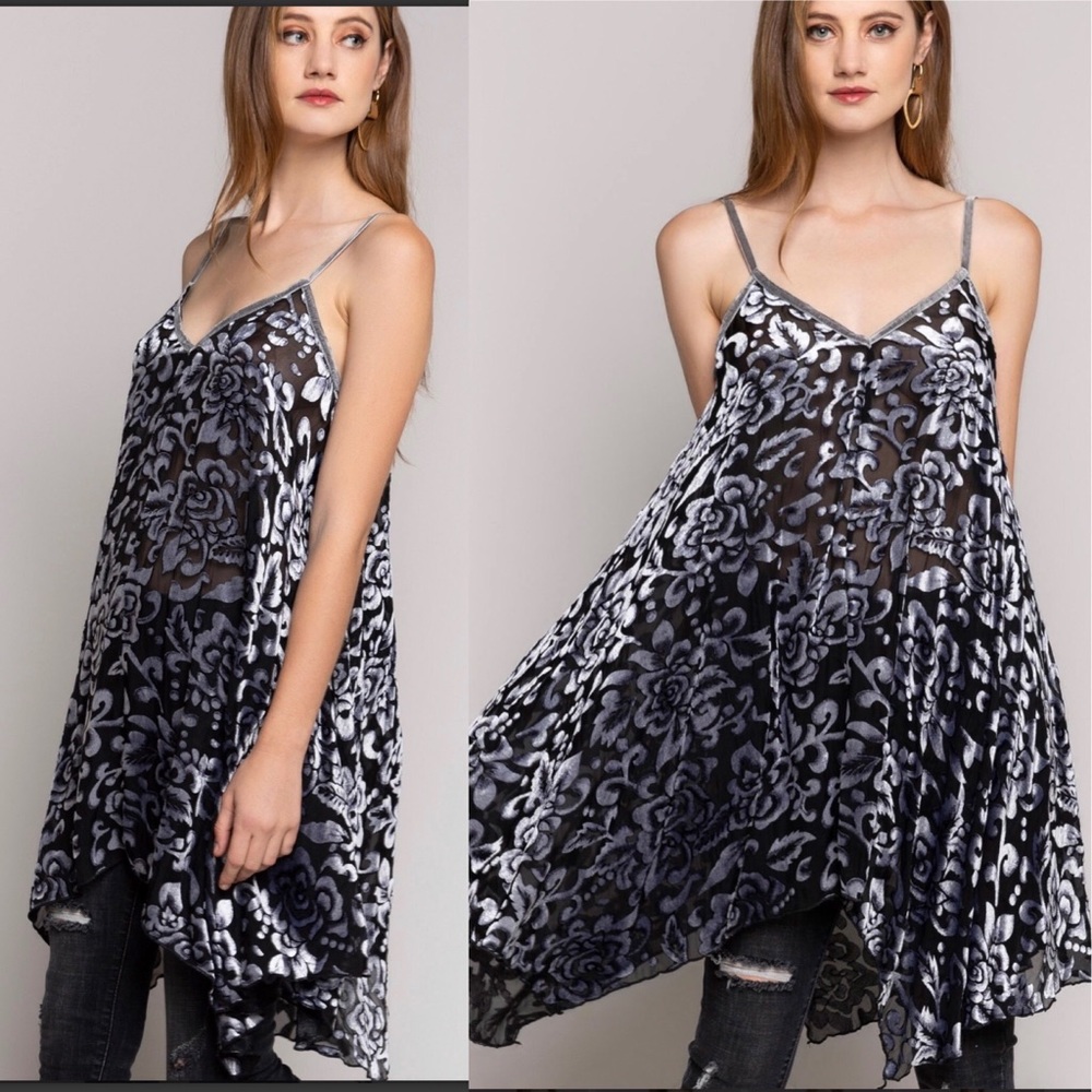3/$30 POL Silver Burnout Velvet Flowy Cami Dress - Picture 2 of 3